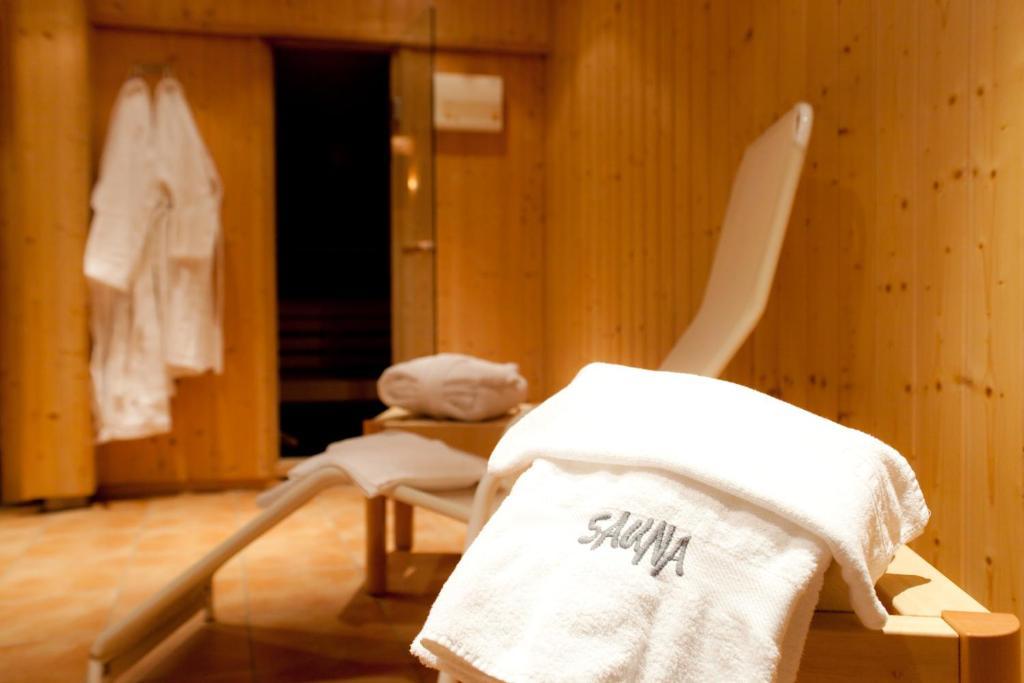 Hotel Weisses Ross Marienberg Eksteriør bilde