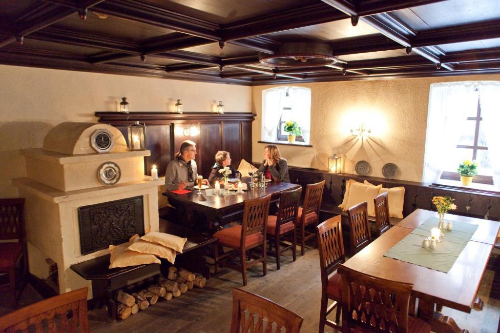 Hotel Weisses Ross Marienberg Eksteriør bilde